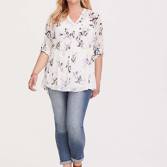 Torrid EMMA - WHITE FLORAL CHIFFON BABYDOLL TUNIC - Picture 1 of 7